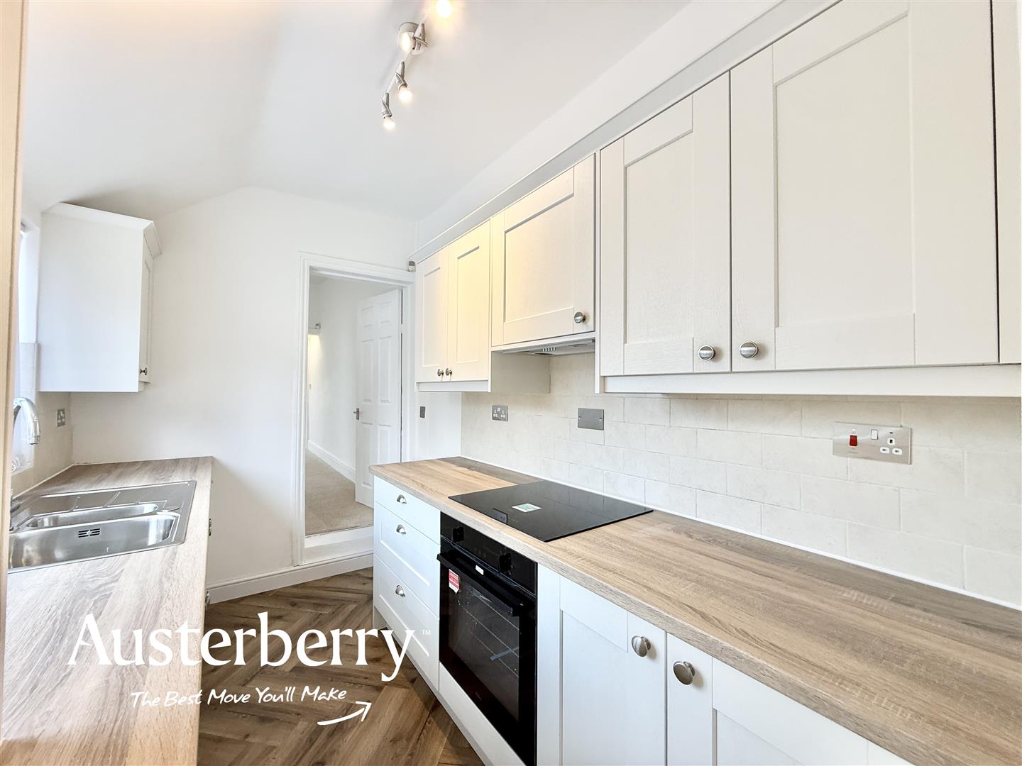 2 bed property in Fenpark Road, Stoke-On-Trent